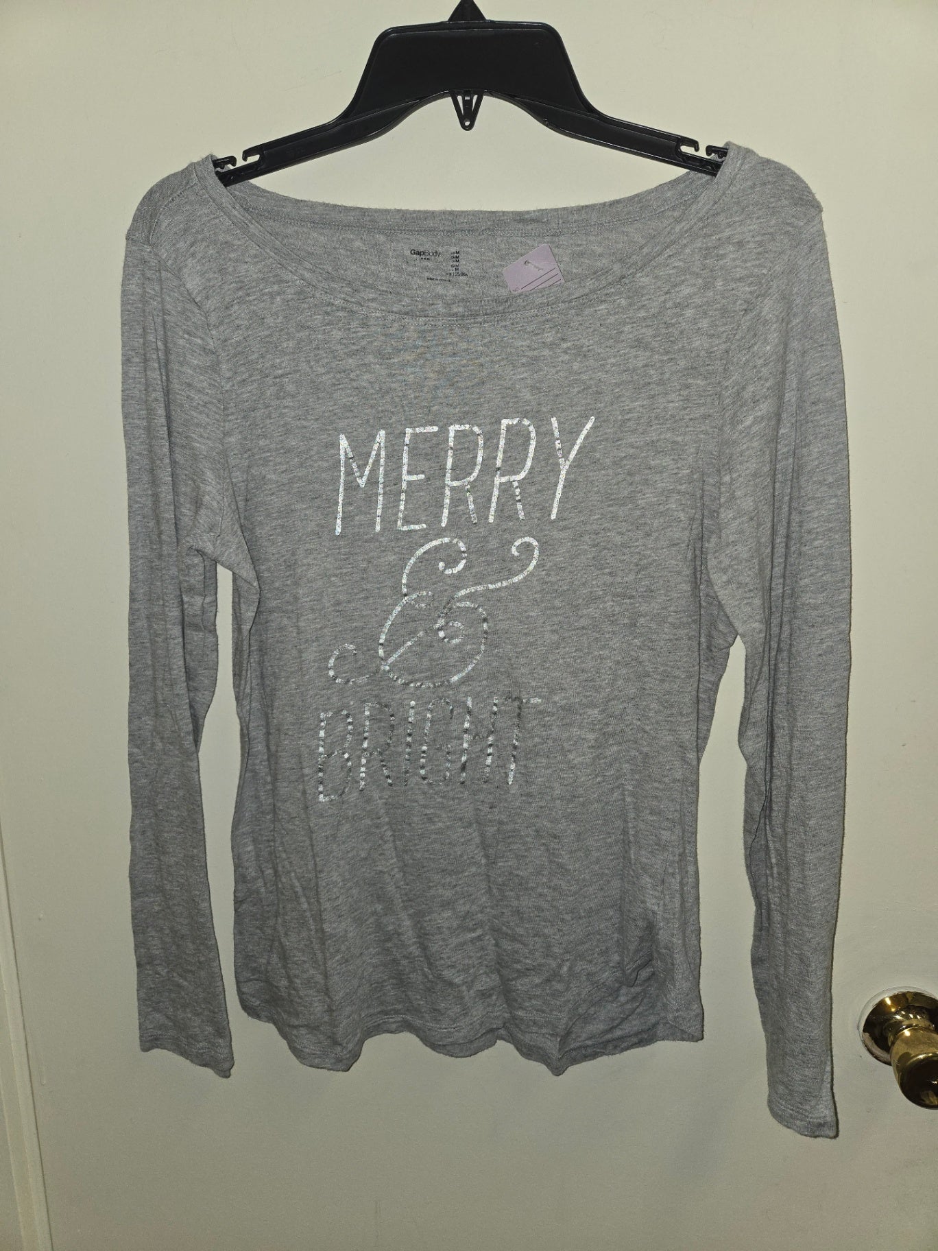 Good M Gap Long-Sleeve T-Shirt
