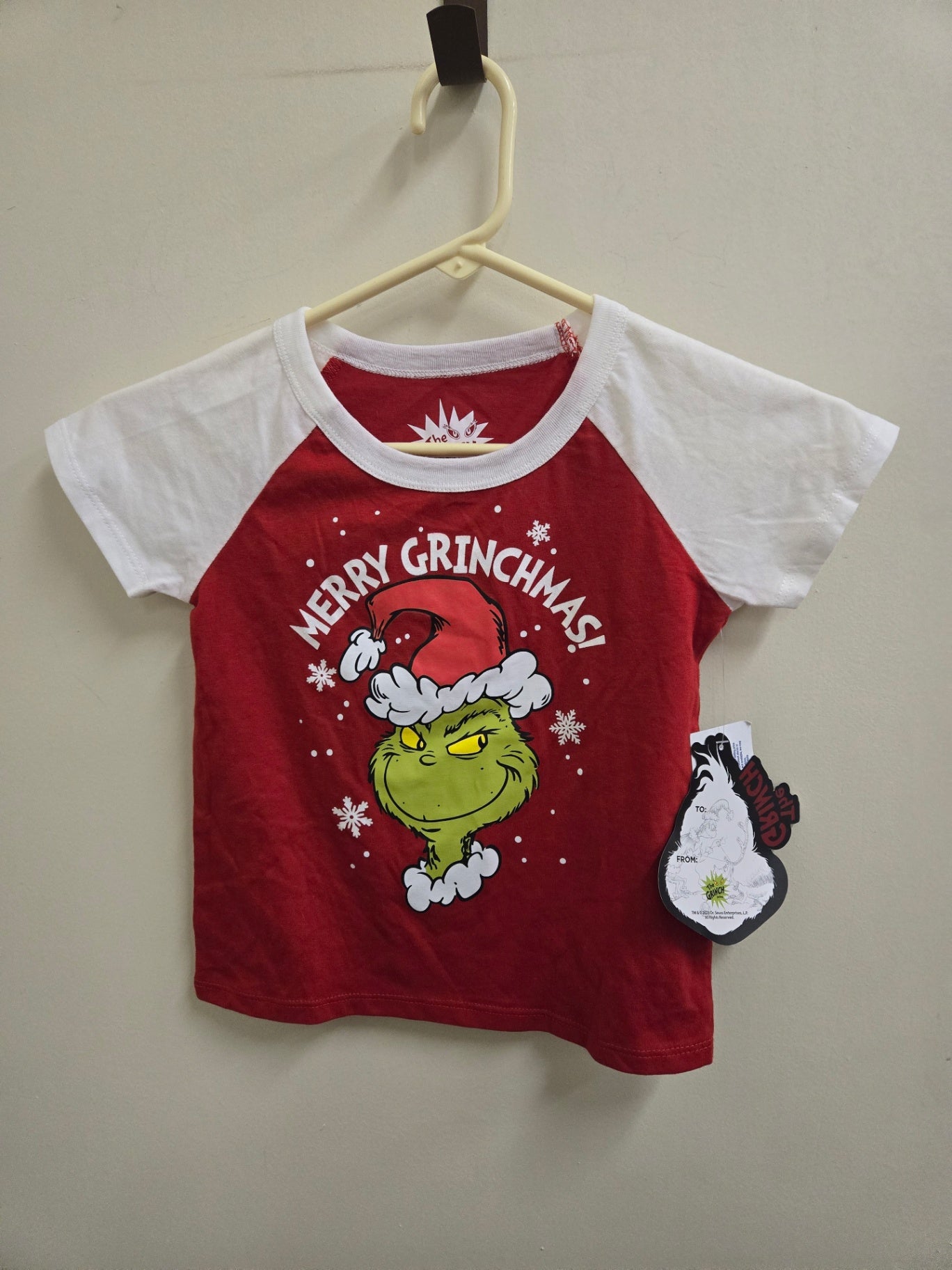 New with tags 7/8 T-Shirt