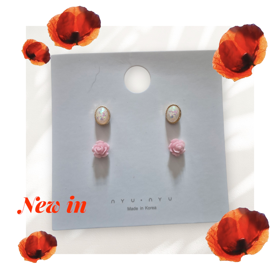 Pick rose and white stud earrings