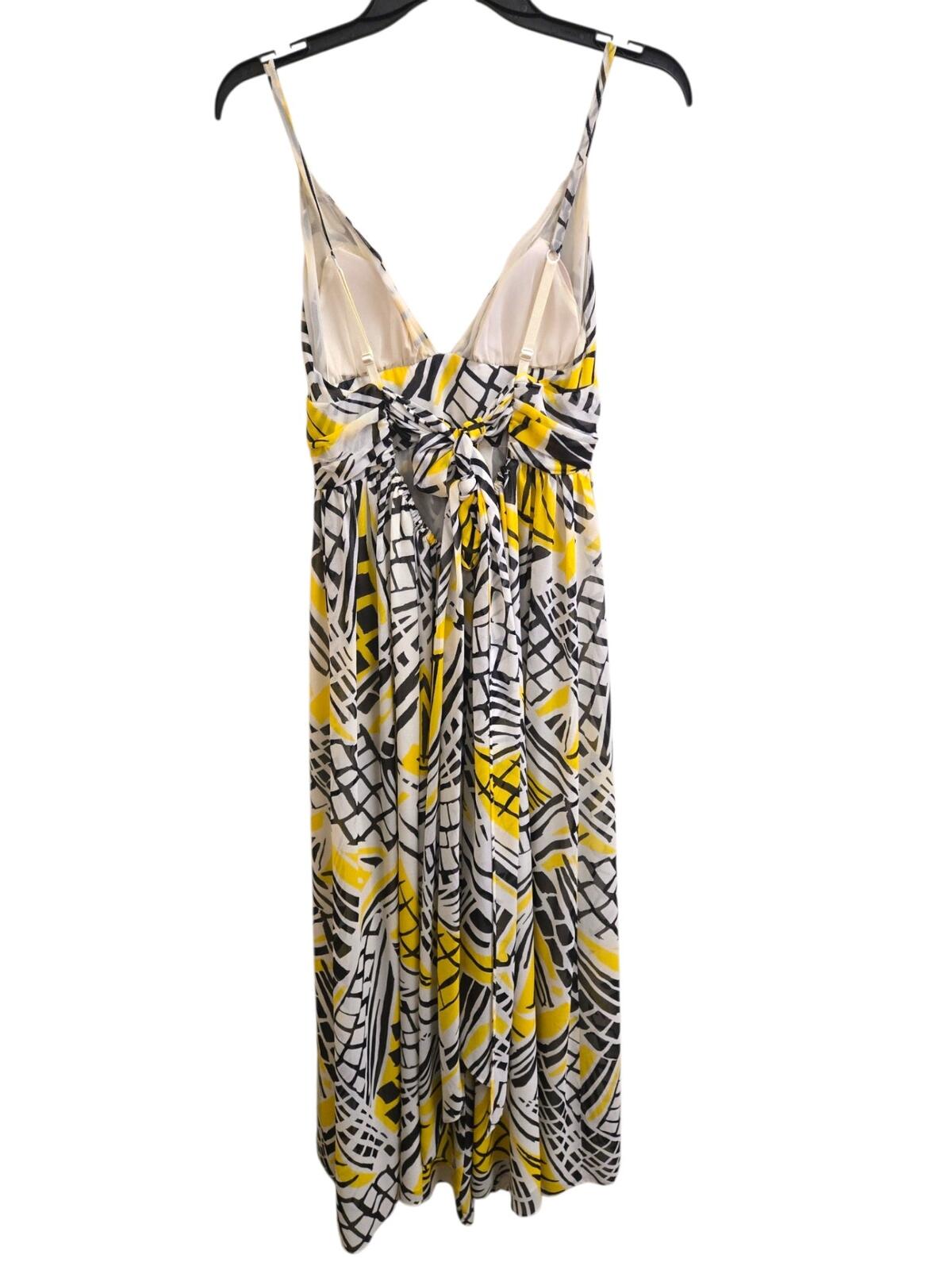 Very Good M Moda International Dress