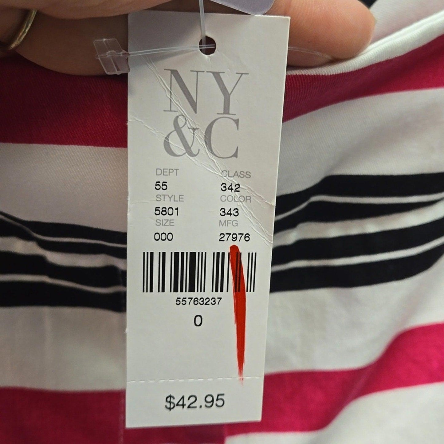 NWT 0 pink striped 7th Avenue - New York & Company shorts