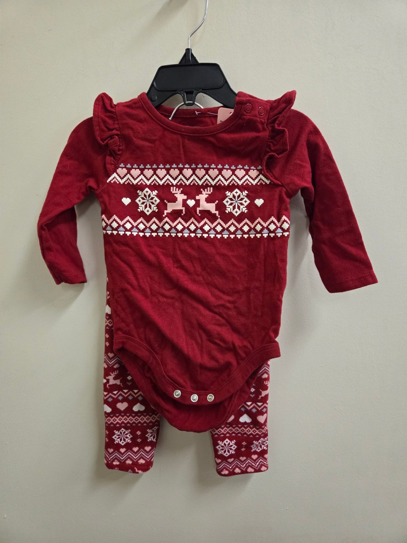 Good 12 months Outfit