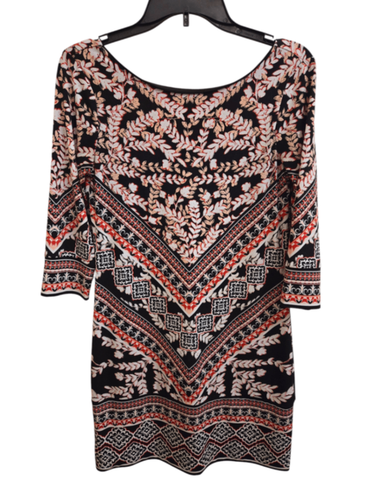 Very Good XS Black patterned White House Black Market Dress
