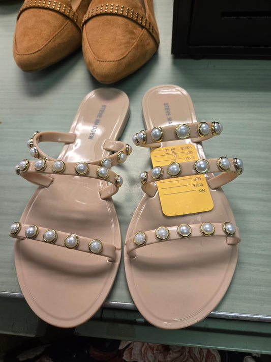 6 Steve Madden Sandals