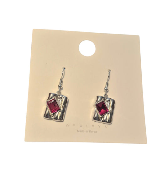 New with tags Unknown Accessoriesred and silver earrings 