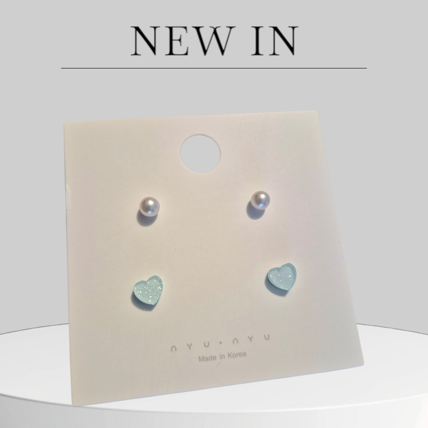 Blue heart and pearl stud earrings 