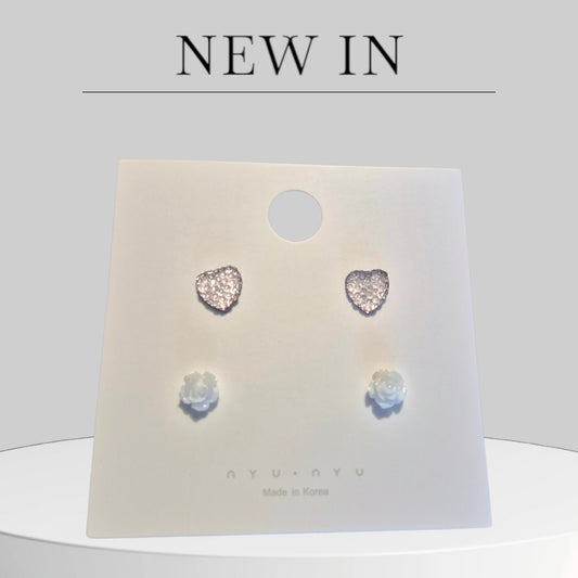 Heart and white rose stud earrings 
