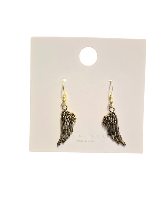 Angle wing earrings 
