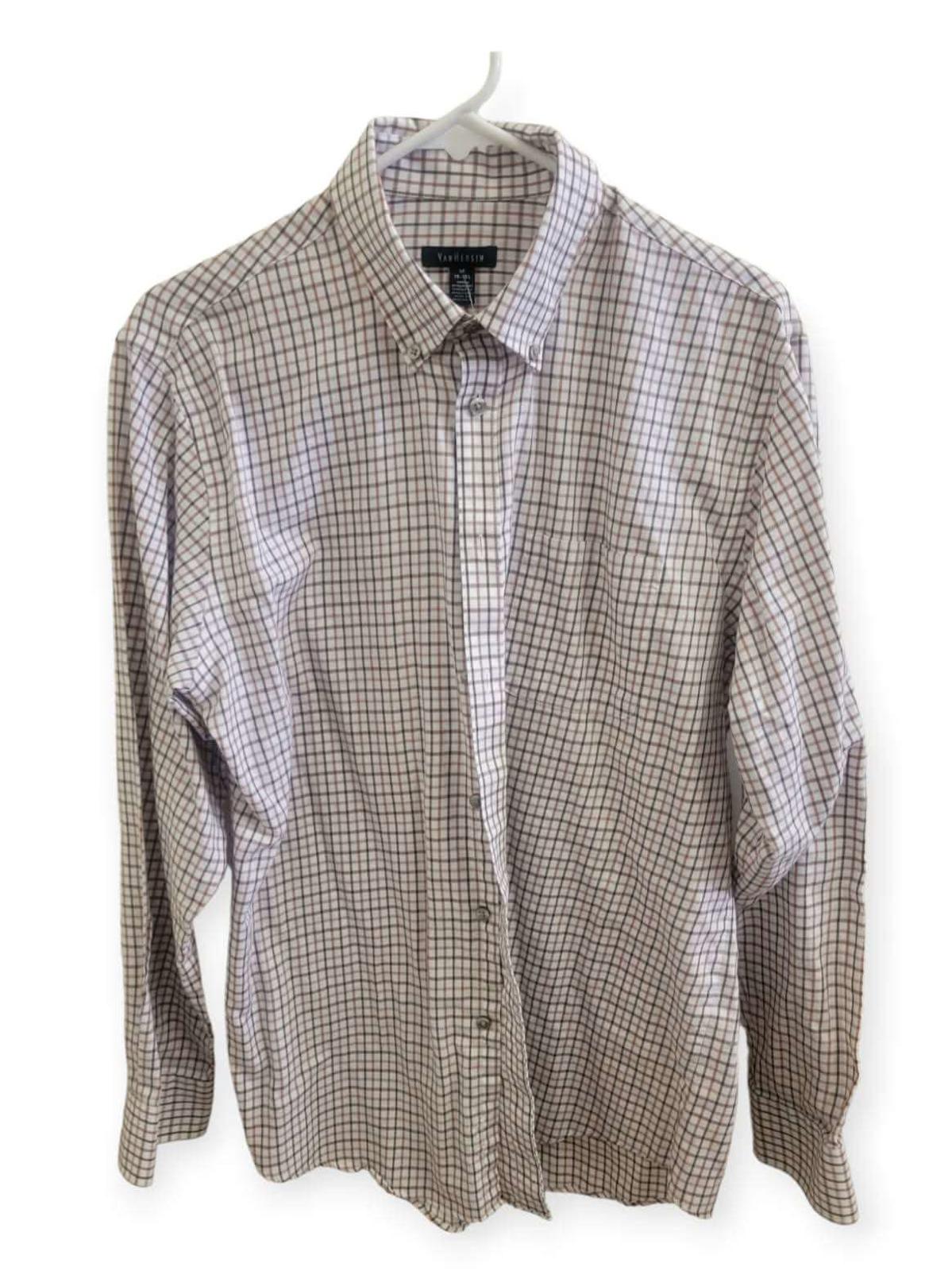 Excellent M Van Heusen Button-Down Shirt