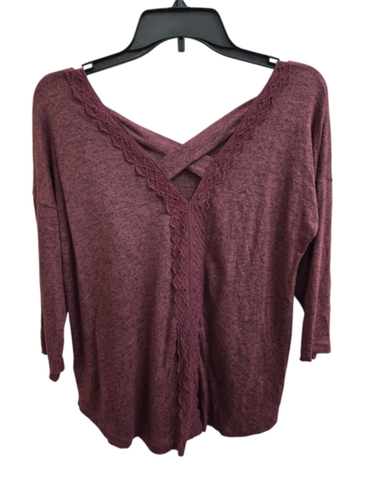 NWT M burgundy Bobeau Blouse