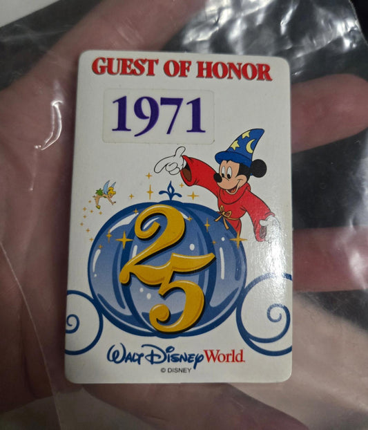 New without tags Disney Vintage pin