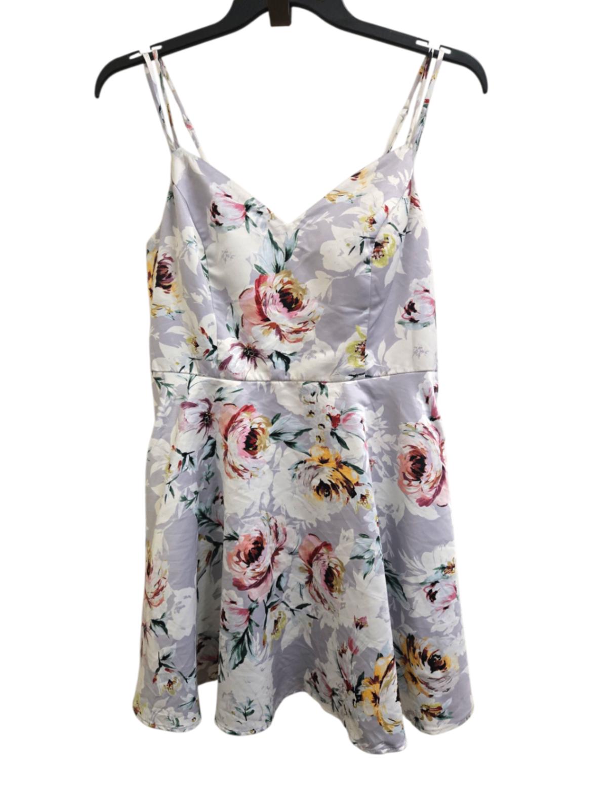 Very Good 15 City Studio Dress