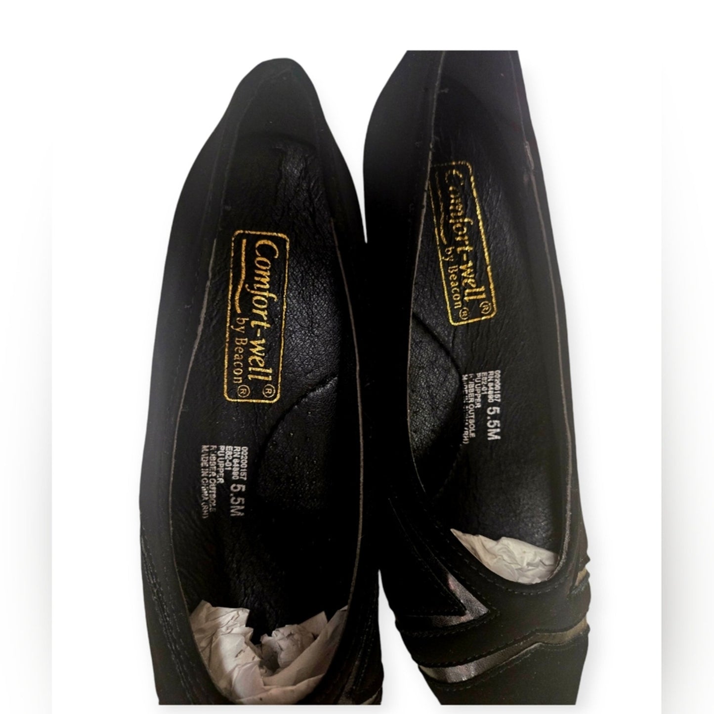 New Women's size 5.5 black pumps