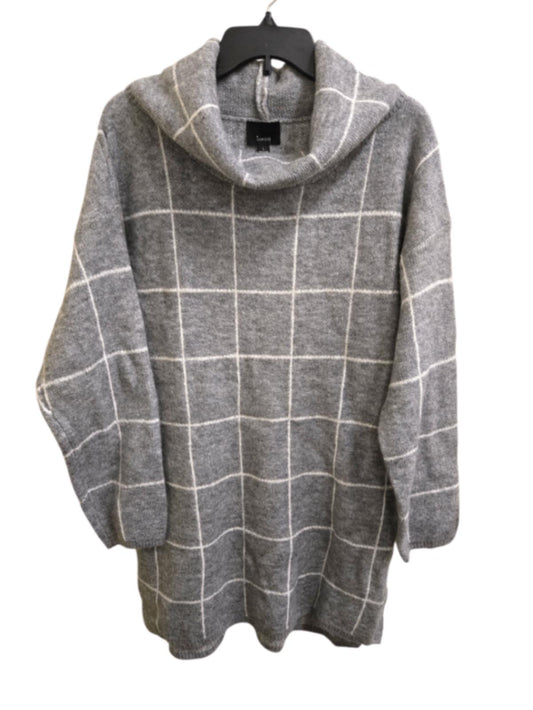 New with tags L Lumiere Sweater Dress