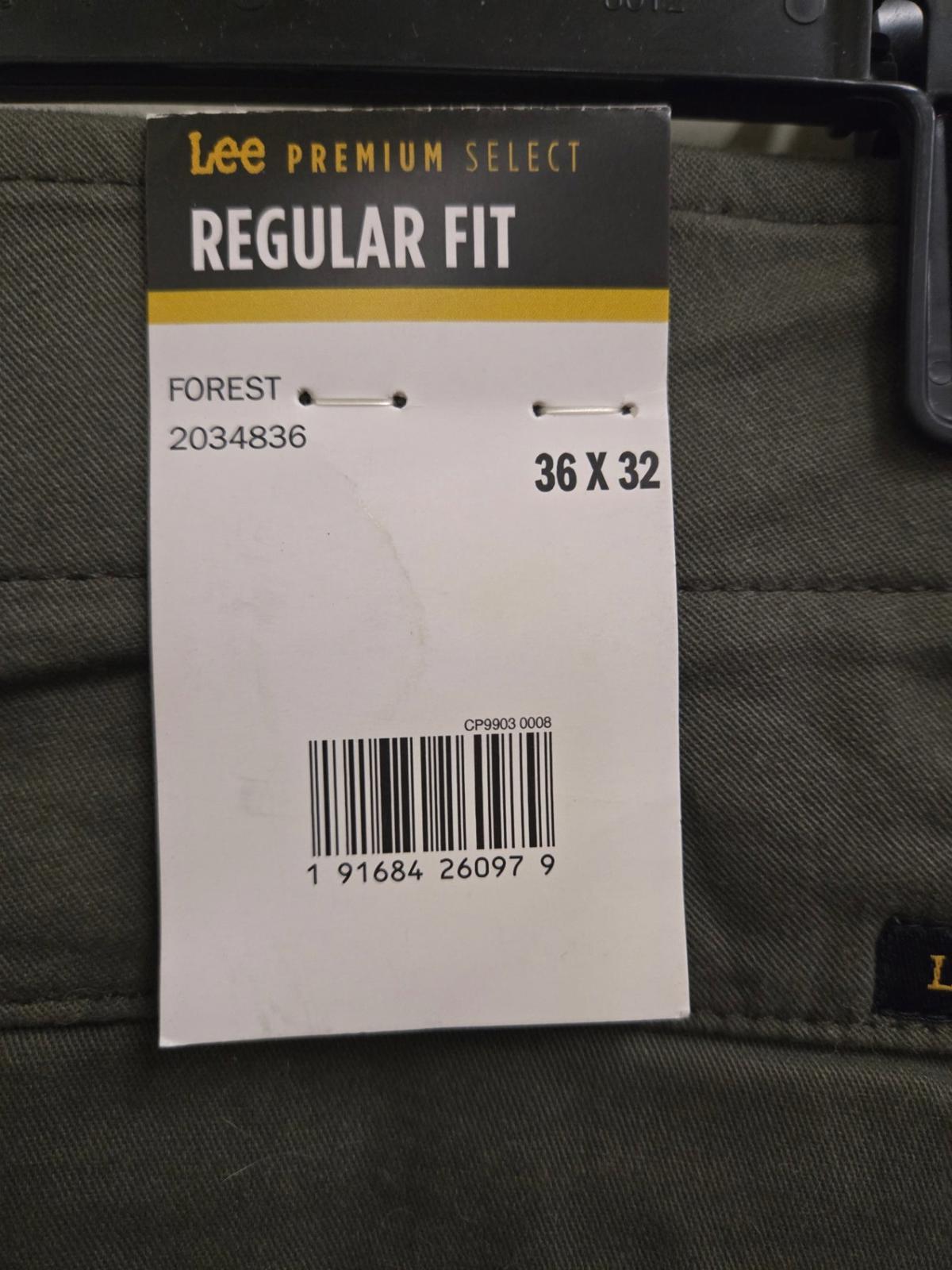 New with tags 36x32 Lee Pants