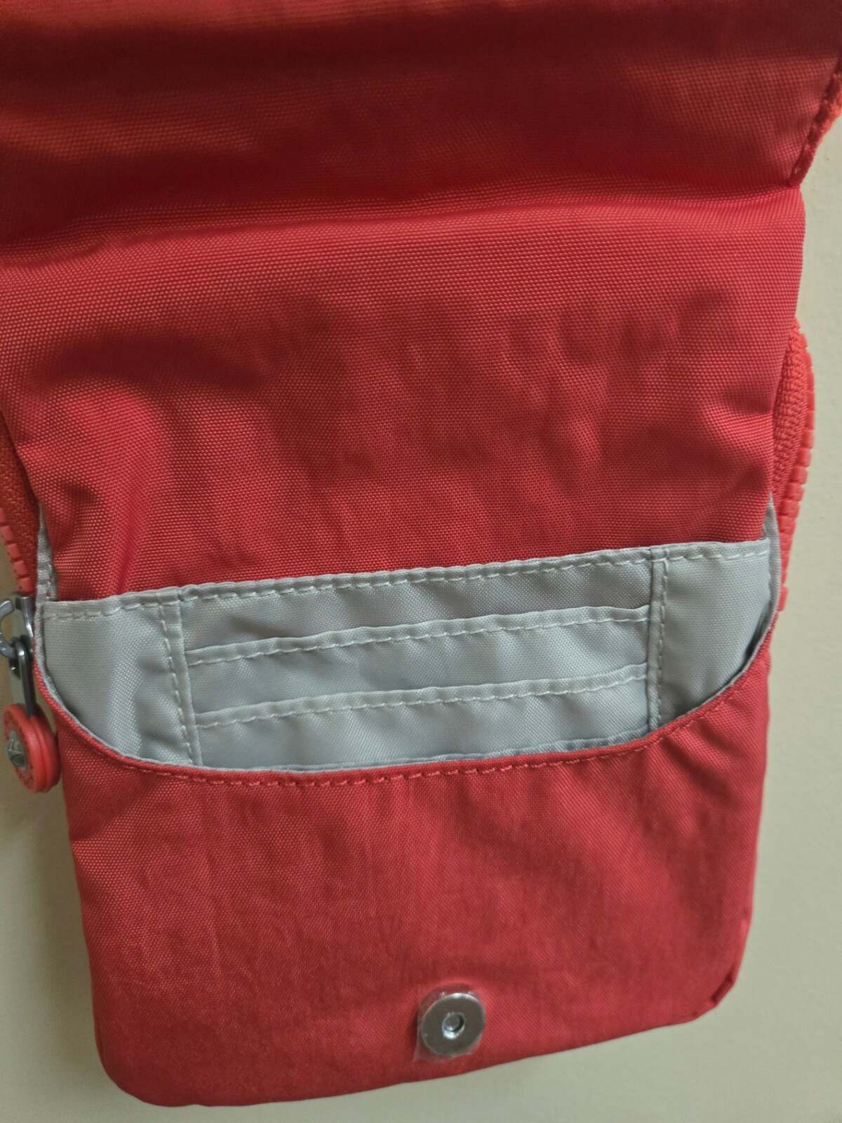 Very Good Kipling Crossbody Purse