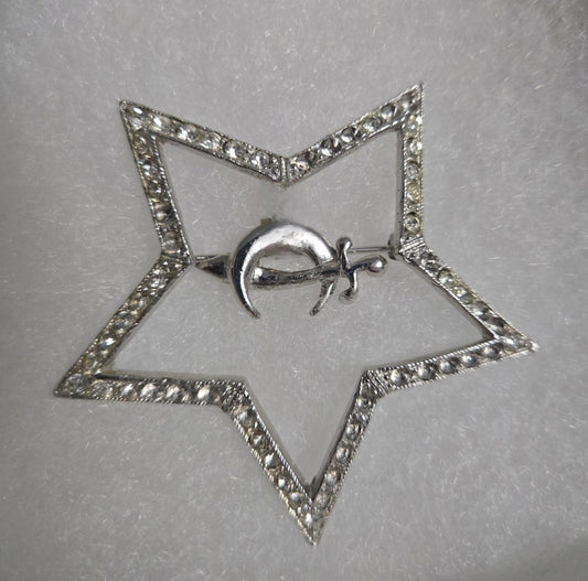 Good condition Mason star Jewelry pin