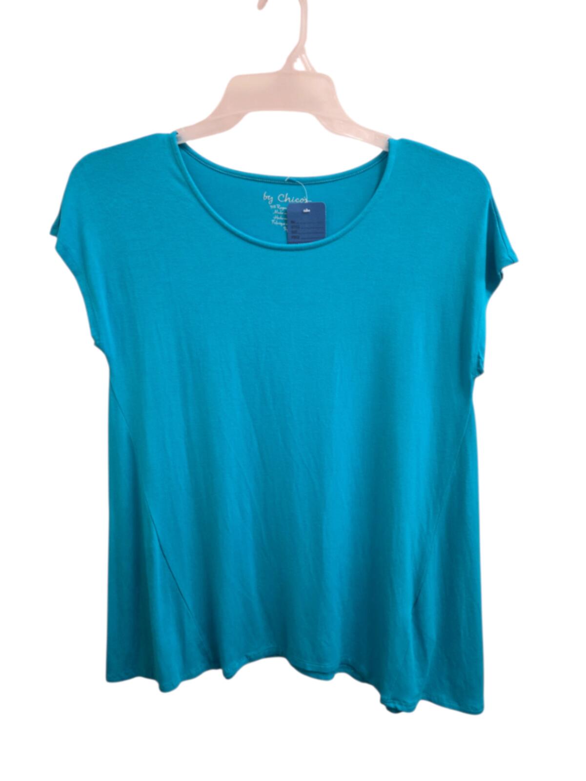 Very Good 8 Chico's T-Shirt
