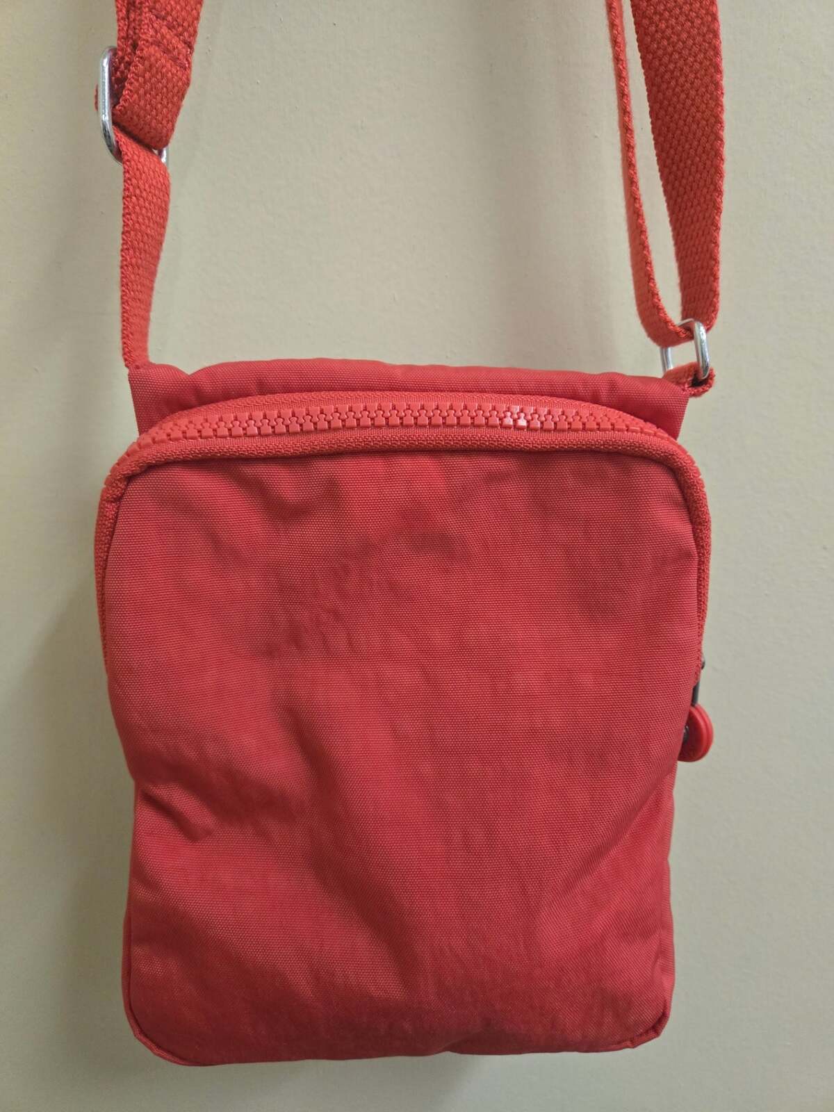 Very Good Kipling Crossbody Purse