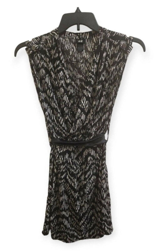 H&M black sleeveless dress size 6